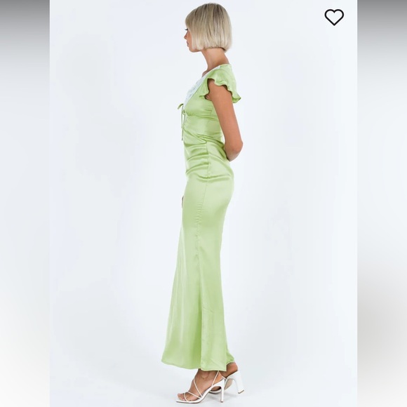 Green Satin maxi dress with lace - Picture 7 of 11
